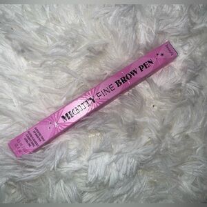 NWB Benefit Cosmetics Mighty Fine Brow Pen Color 3.5